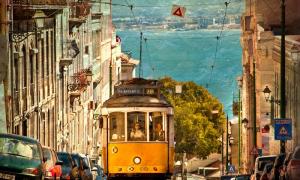 Lisbon Airport: how to get to the city