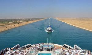 Suez Canal - the border between two continents Where is the Strait of Suez located
