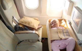 Flying with a baby on an airplane